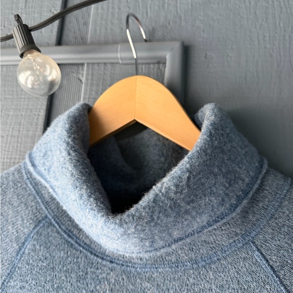 Duckworth Women’s powder high neck sweater - Picture 4 of 6